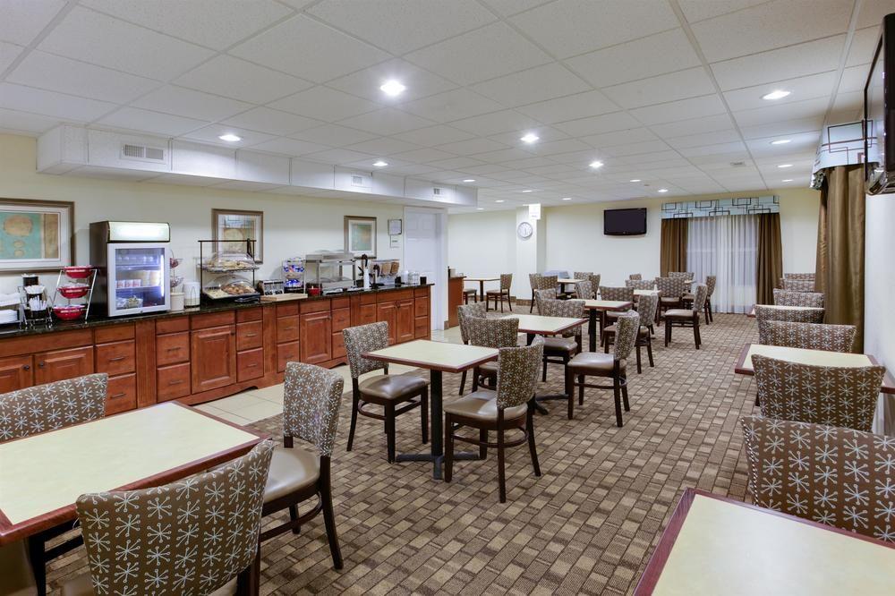 La Quinta By Wyndham Lexington Park - Patuxent Otel Kaliforniya Dış mekan fotoğraf