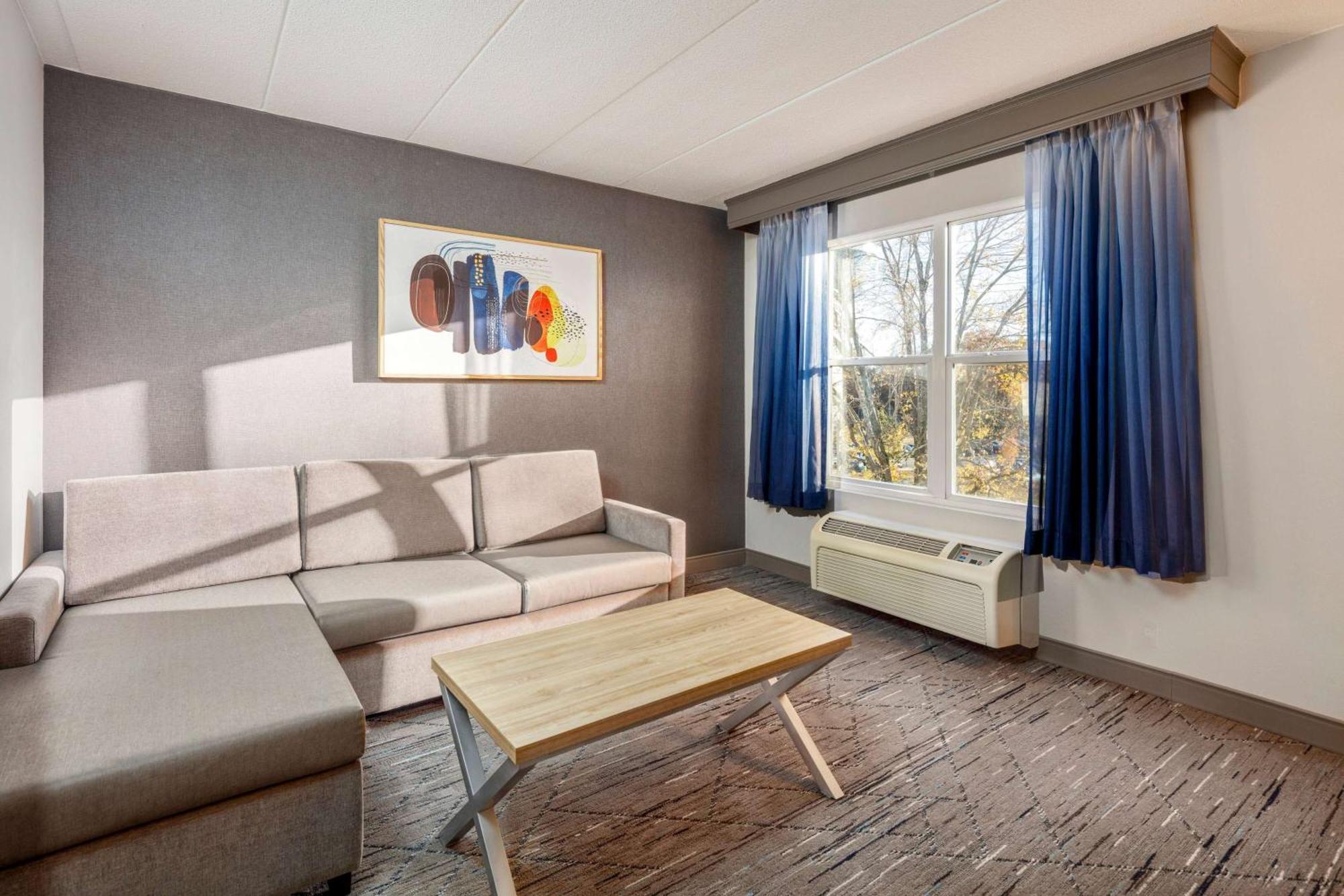 La Quinta By Wyndham Lexington Park - Patuxent Otel Kaliforniya Dış mekan fotoğraf