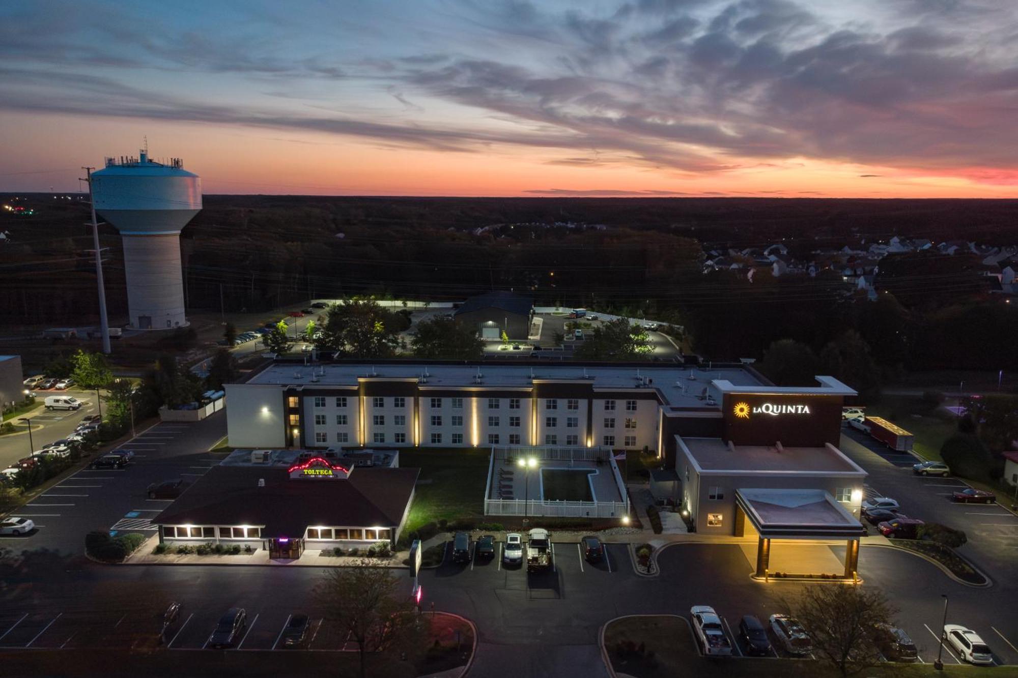 La Quinta By Wyndham Lexington Park - Patuxent Otel Kaliforniya Dış mekan fotoğraf